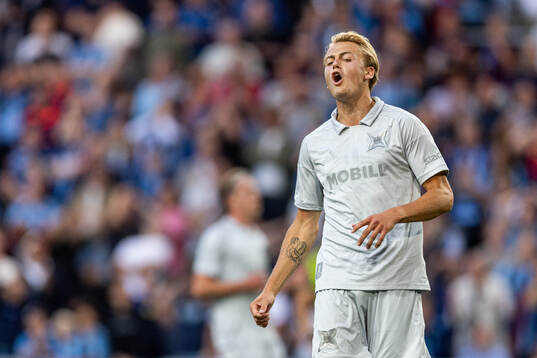 Djurgårdens Oskar Fallenius deppar