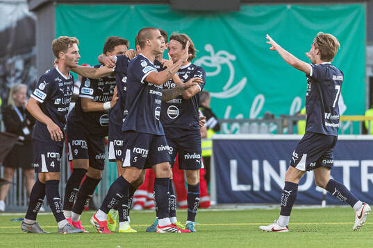 IFK Värnamos Viktor Claesson jublar