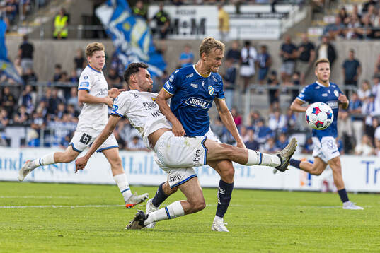 Sirius Joakim Persson och Halmstads Gustav Friberg