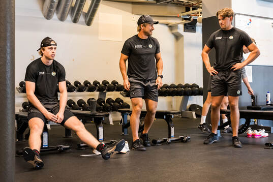 Simon Zether, Leon Bristedt och Axel Kumlin