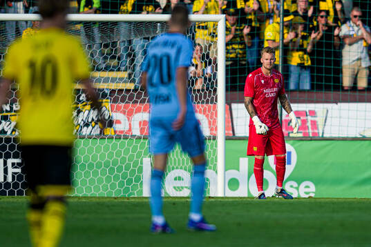 Goalkeeper Robin Wallinder of Mjällby