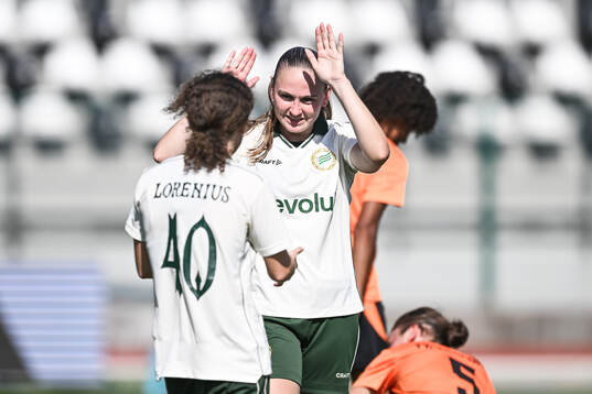 Vilde Haslund of Hammarby celebrates