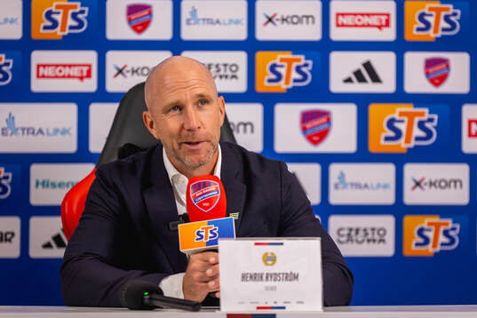 Coach Henrik Rydstrom of Hammarby