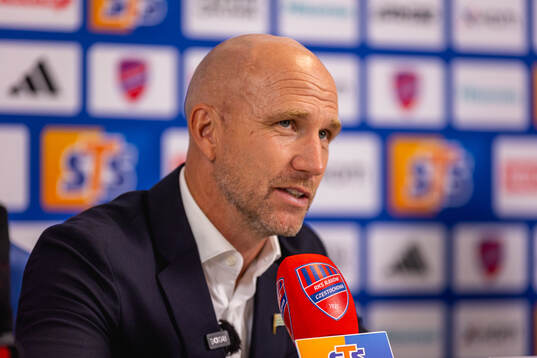 Coach Henrik Rydstrom of Hammarby
