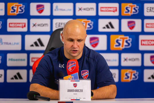 Coach Dawid Kroczek of Rakow