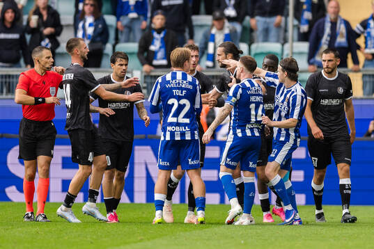 Players arguing