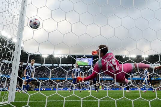 Goalkeeper Viktor Andersson of IFK Göteborg with a save