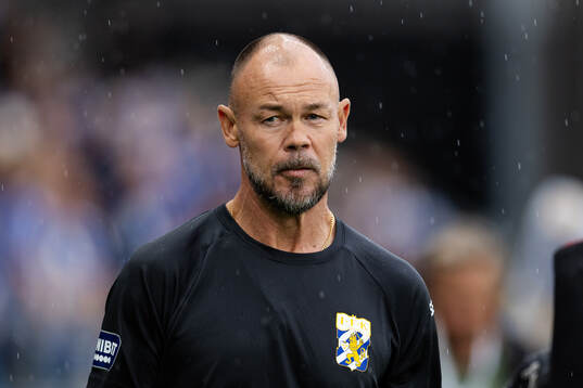 Head coach Joachim Björklund of IFK Göteborg ahed of the