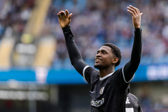 Josué Vergara of Gent celebrates