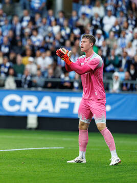 goalkeeper Viktor Andersson of IFK Göteborg