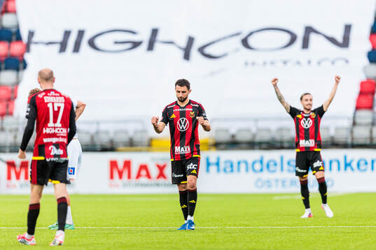 Östersunds Amar Begic jublar