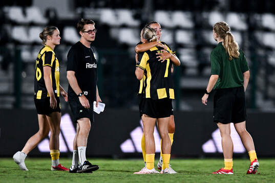 Anna Walter of Hammarby  looks dejected