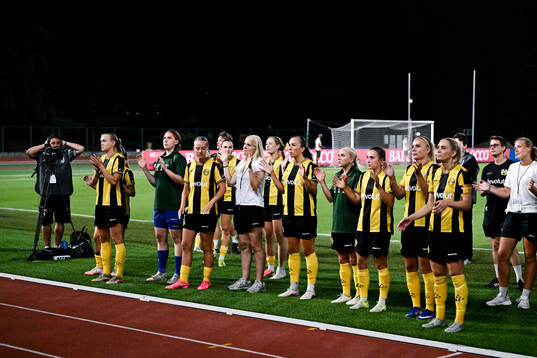Players of Hammarby  looks dejected