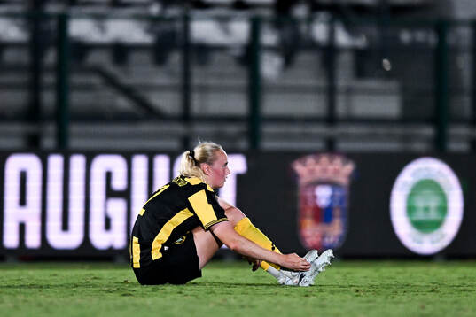 Emilie Bragstad of Hammarby  looks dejected