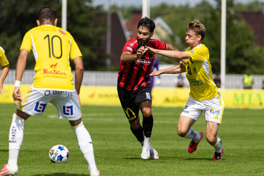 Nordic Uniteds Elias Durmaz och Falkenbergs Melker Nilsson