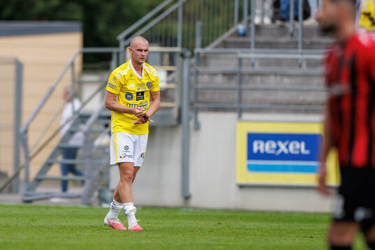 Falkenbergs Nils Bertilsson deppar