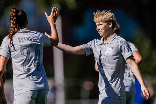 Djurgårdens Olivia Ulenius jublar