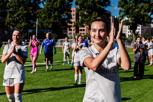 Djurgårdens Lovis-Esmeralda Bång jublar