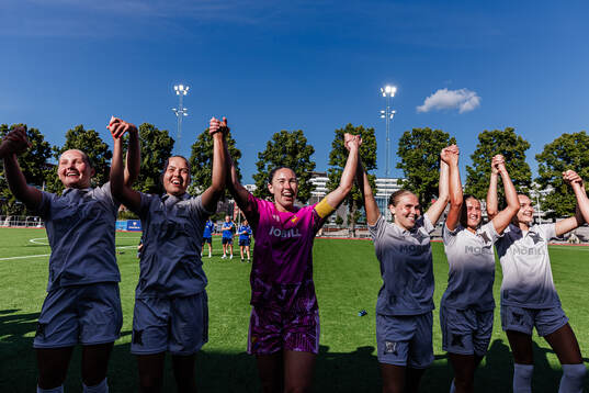 Djurgårdens Maria Olafsdottir Gros, Elin Westlund,