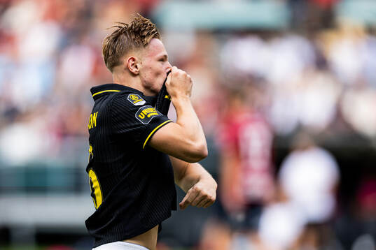 AIKs Sixten Gustafsson jublar