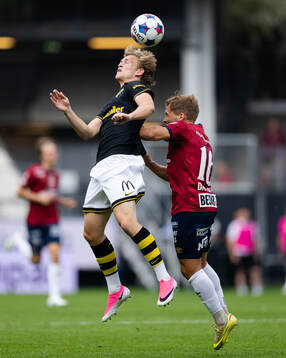 AIKs Nikolaj Staykov och Örgrytes Hampus Dahlqvist