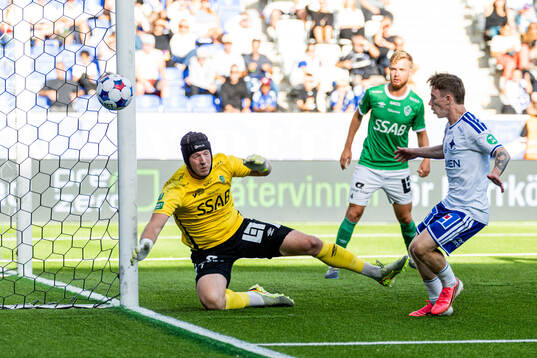 Brages målvakt Viktor Frodig och IFK Norrköpings Ryan