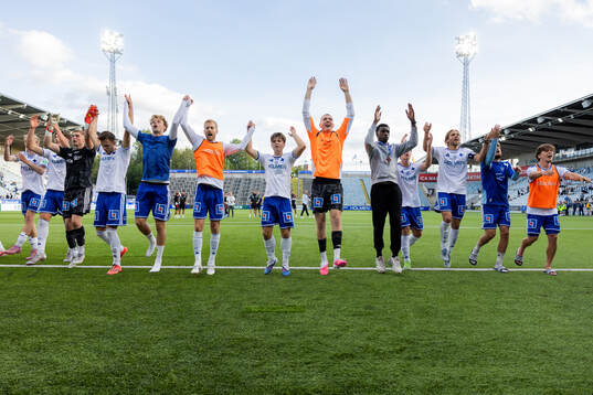 IFK Norrköpings spelare jublar