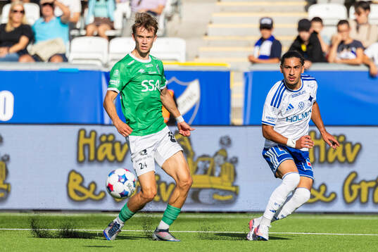 Brages Anders Hellblom och IFK Norrköpings Elias Jemal