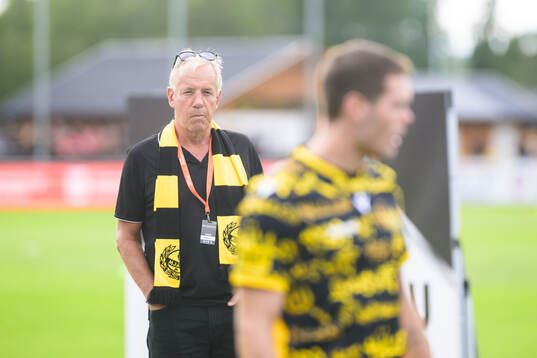 Mjällbys sportchef Hasse Larsson och Jacob Bergström