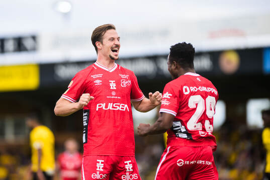 Elfsborgs Simon Olsson jublar