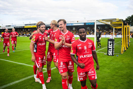 Elfsborgs spelare jublar