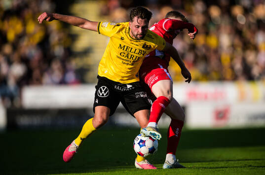 Mjällbys Axel Norén och Elfsborgs Ari Sigurpálsson