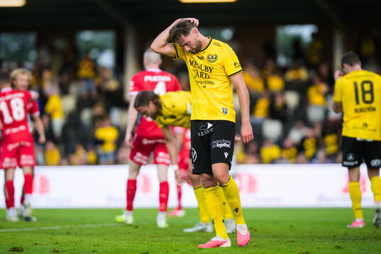 Mjällbys Axel Norén deppar