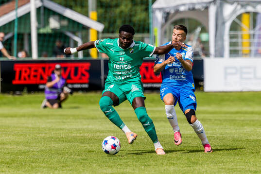 Ljungskiles Gideon Mensah och Oddevolds Oscar Iglicar