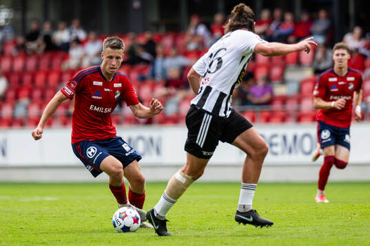 Östers Filip Olsson och Landskronas Andreas Murbeck