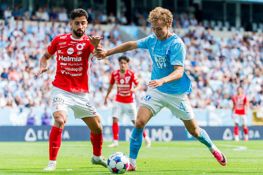 Degerfors Ahmad Faqa och Malmö FFs Anton Höög