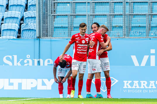 Degerfors Dijan Vukojevic jublar