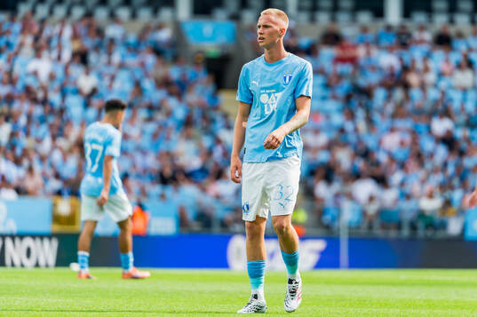 Malmö FFs Daniel Gudjohnsen deppar