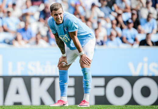 Malmö FFs Diego Garcia deppar