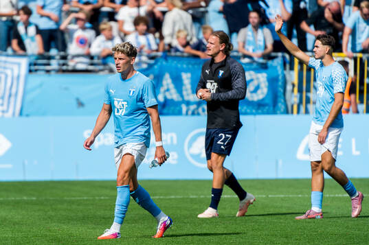 Malmö FFs Jens Stryger Larsen och målvakt Johan Dahlin