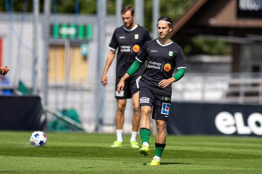 Bläddra bland fler bilder av Fotboll, Superettan, Varberg - Sandviken