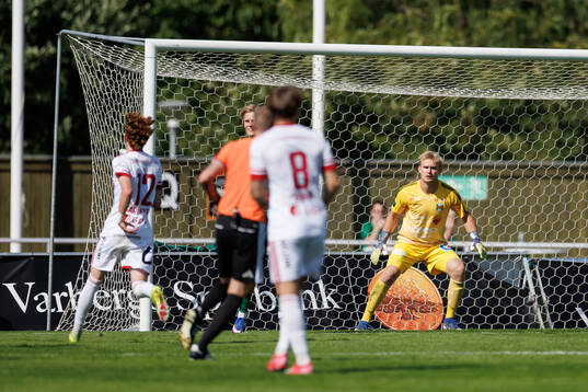 Varbergs målvakt Daniel Strindholm