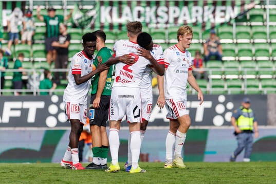 Sandvikens spelare jublar