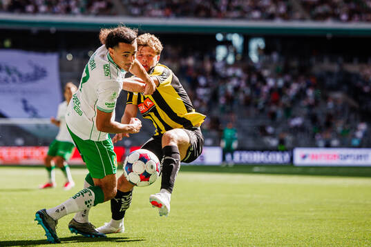Hammarbys Amin Boudri och Häckens Gustav Lindgren