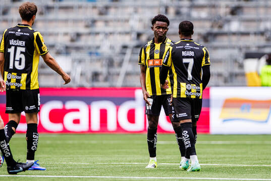 Häckens Abdoulaye Doumbia och Sanders Ngabo deppar