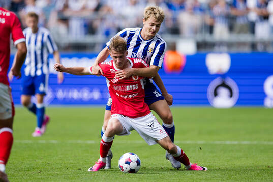 Kalmars Marius Söderbäck och IFK Göteborgs David Kruse