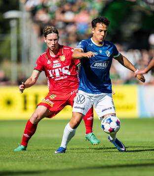GAISs Robin Frej och Halmstads Hussein Carneil
