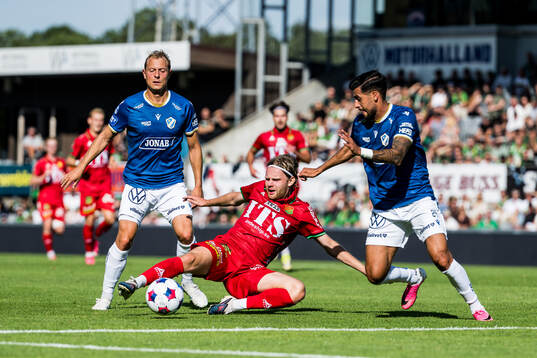 Halmstads Joel Allansson, GAISs Oscar Pettersson och