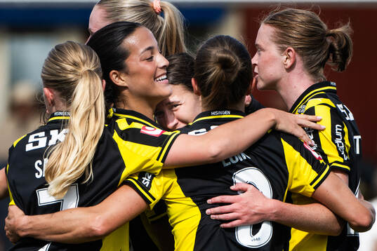 Häckens Tabitha Michelle Tindell jublar