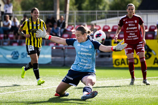 Piteås målvakt Elza Strazdina